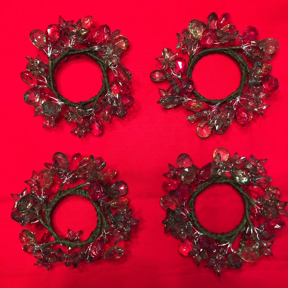 4 Vintage Christmas Holiday Napkin Rings Holders